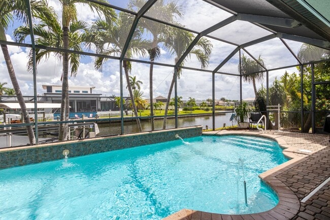 Building Photo - Seabird Villa