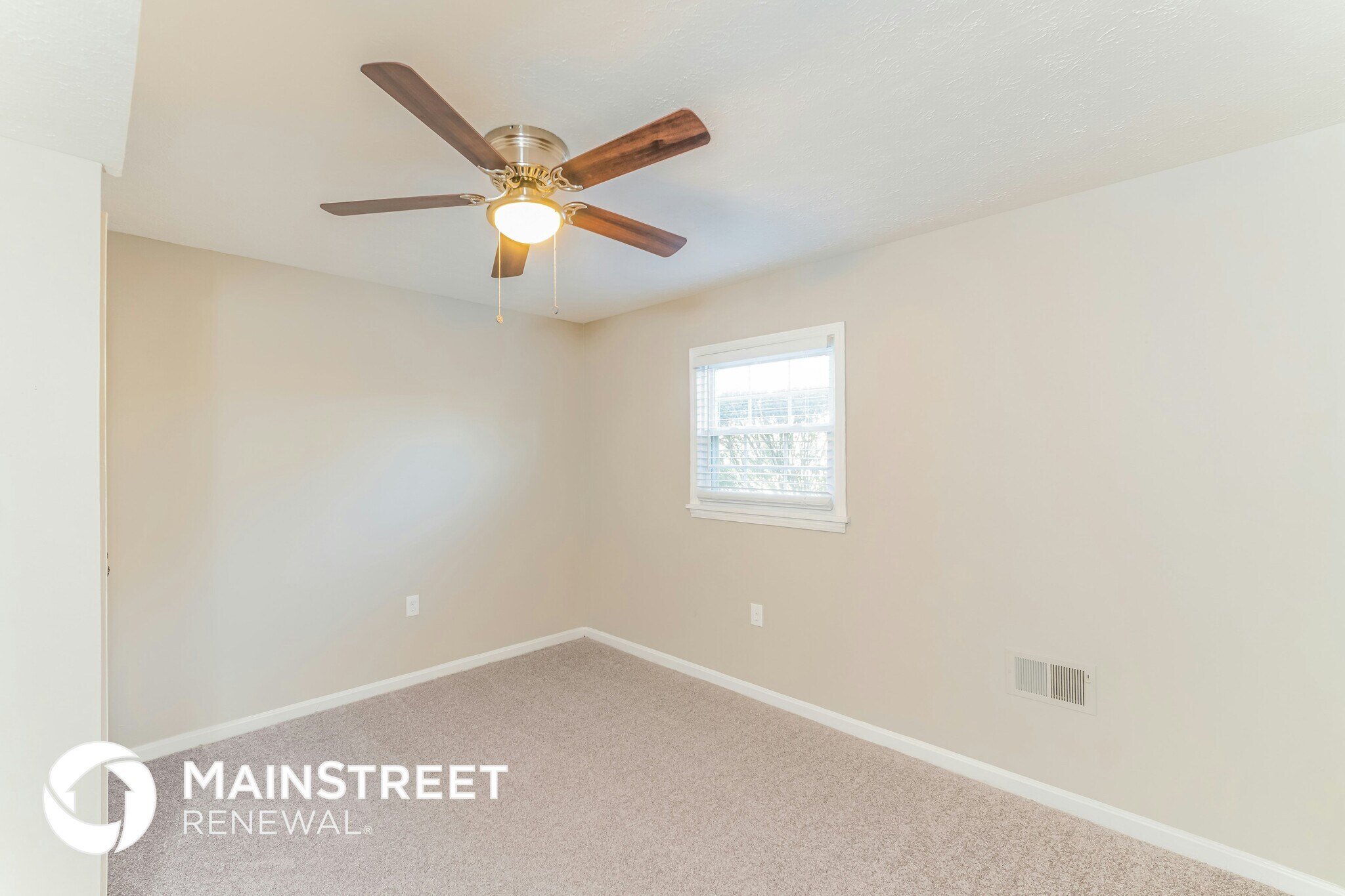 Building Photo - 3012 Arjay Ln