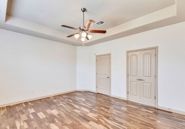 Building Photo - 2300 Dovetail St