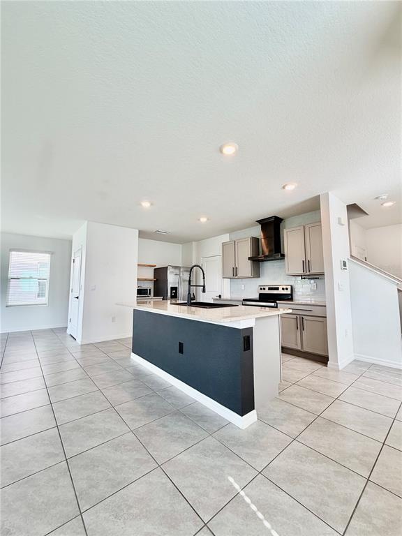 Building Photo - 34110 Jasper Stone Dr