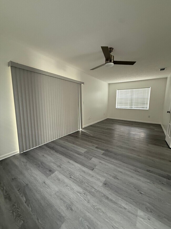 Building Photo - 5064 Springwood Rd