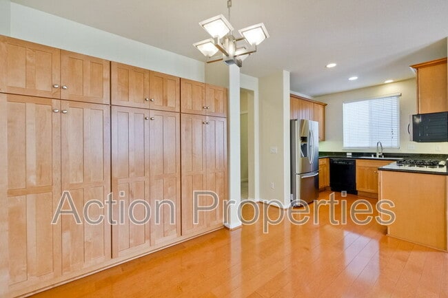 Building Photo - 5132 North First Street