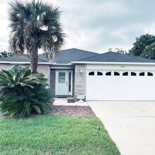 Building Photo - 3bedroom in Fort Walton