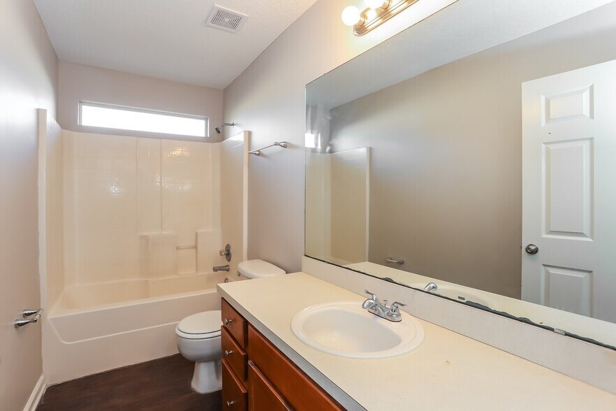 Building Photo - 6827 Rapid River Dr