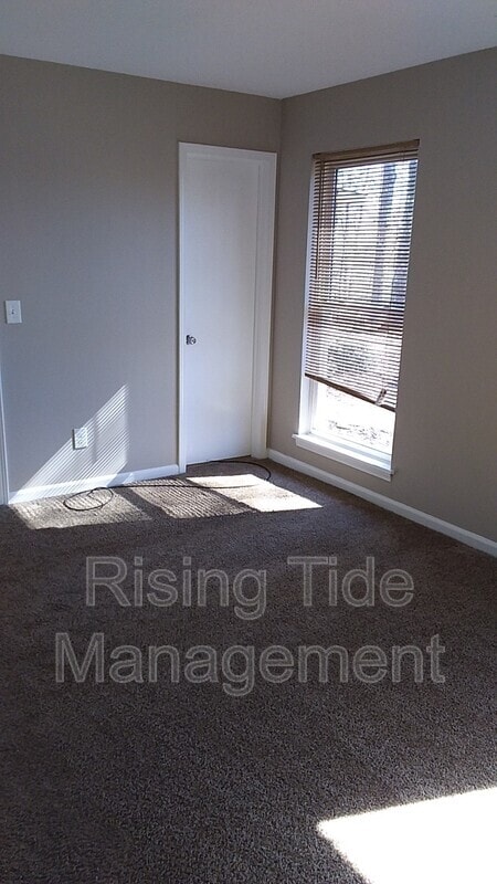 Building Photo - 3211 Churchview Way