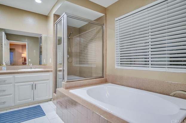 Primary Photo - 7380 Live Oak Dr