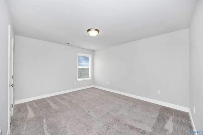 Building Photo - 134 Heritage Lakes Blvd