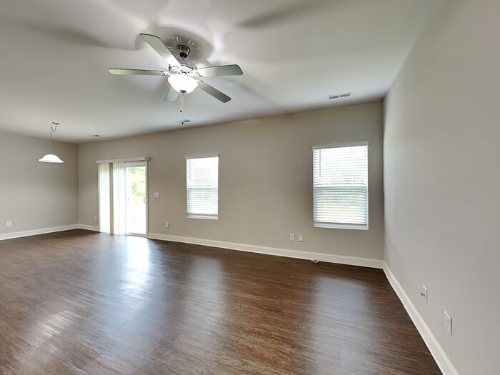 Building Photo - 3817 Sapphire Ridge Ct