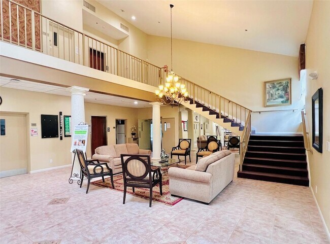 Building Photo - 10771 Palm Lake Ave