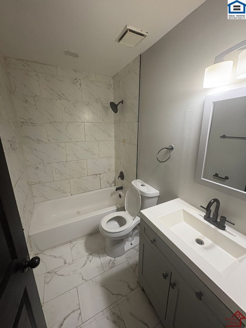 Building Photo - 427 Revels Dr