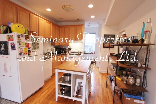 Interior Photo - 3401 N Seminary