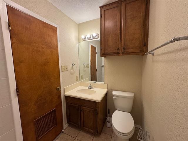 Building Photo - 1002 Harbor Lakes Dr