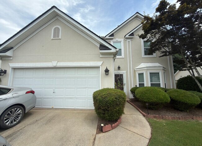 Building Photo - 1570 Valley Club Dr
