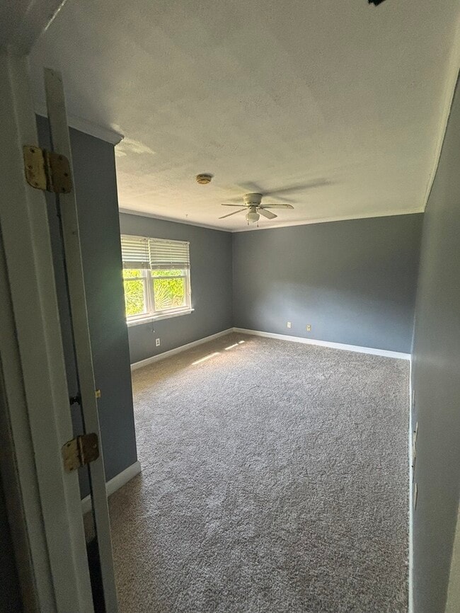 Building Photo - 1200 Cactus Ave