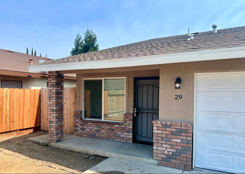 Building Photo - 29 Black Pine Way