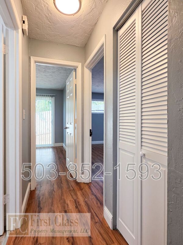 Building Photo - 12345 SW Hall Blvd