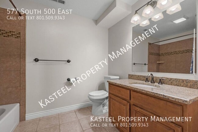 Building Photo - 577 S 500 E St