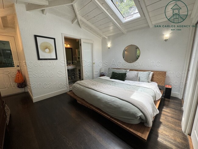 Building Photo - Nicely Appointed Two Bedroom Carmel Woods ...