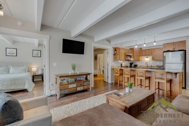 Building Photo - Amazing Views at this Fully Furnished Condo at the Lodge at Lake Dillon