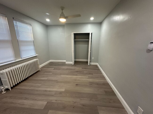 Building Photo - 1828 W Eleanor St