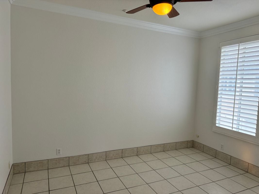 Building Photo - 606 Larkridge