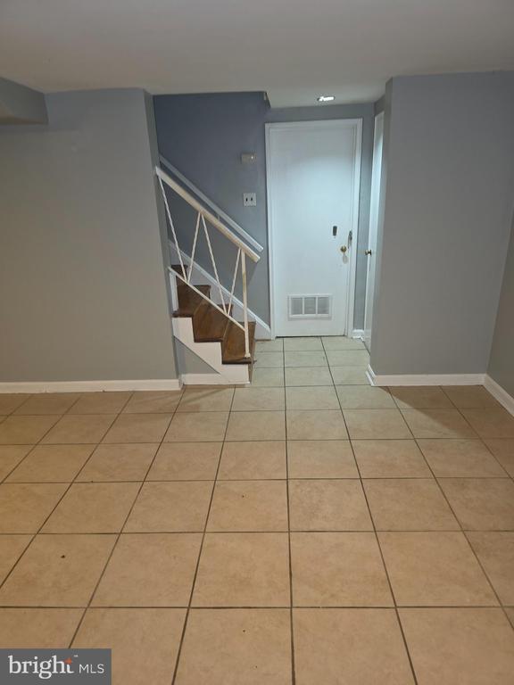 Building Photo - 3807 Bowers Ave