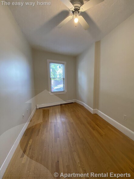 Building Photo - 1210 Cambridge St