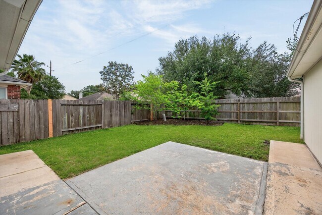 Building Photo - 20835 Cottage Cove Ln