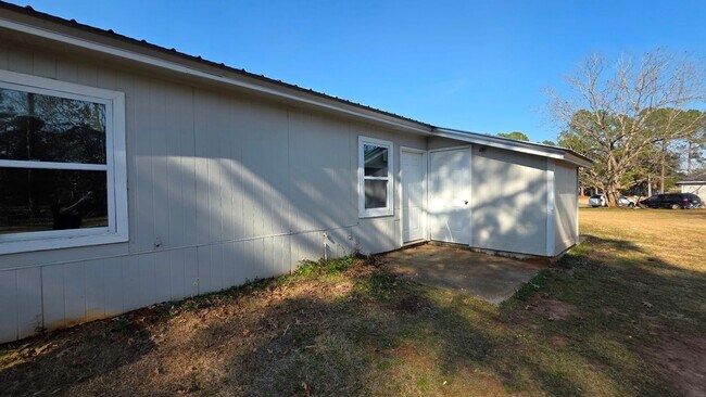 Building Photo - 314 Station Crossing Dr