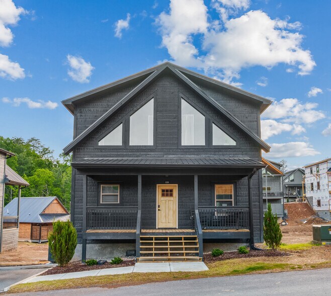 Building Photo - 528 Warbonnet Wy