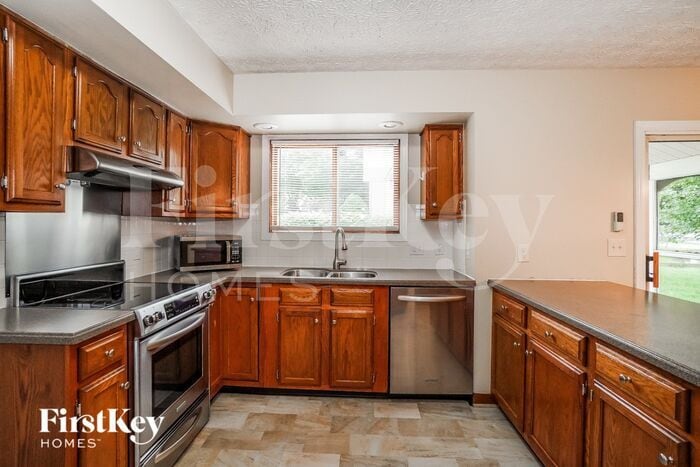 Building Photo - 4270 Boulder Creek Dr
