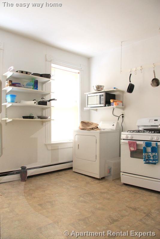 Building Photo - 52 Portsmouth St