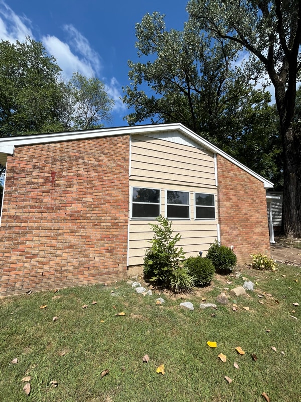 Building Photo - 4187 Falcon Dr