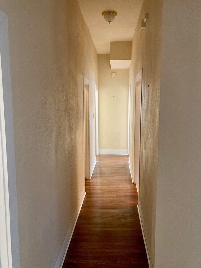 Building Photo - 3523 Avenue L