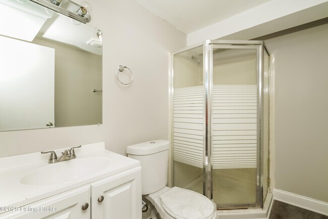 Building Photo - 4401 Charlotte Ann Dr