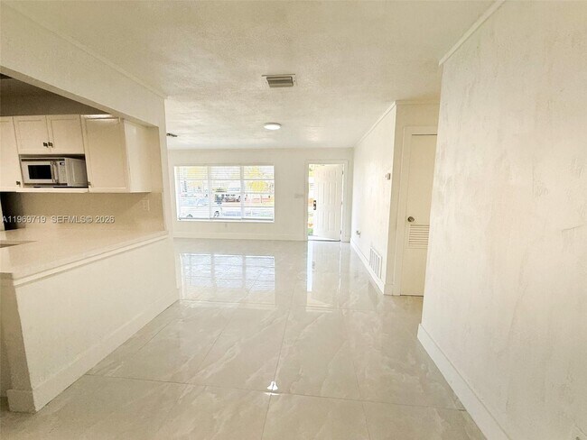 Building Photo - 7040 NW 24th St