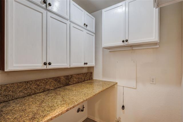 Building Photo - 2258 Fox Ridge Trail