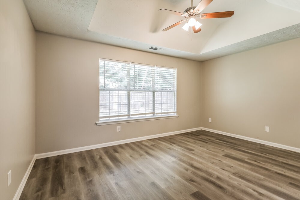Building Photo - 846 Crabtree Ct
