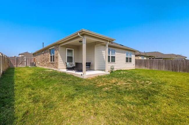 Building Photo - 21317 Wilmiller Ln