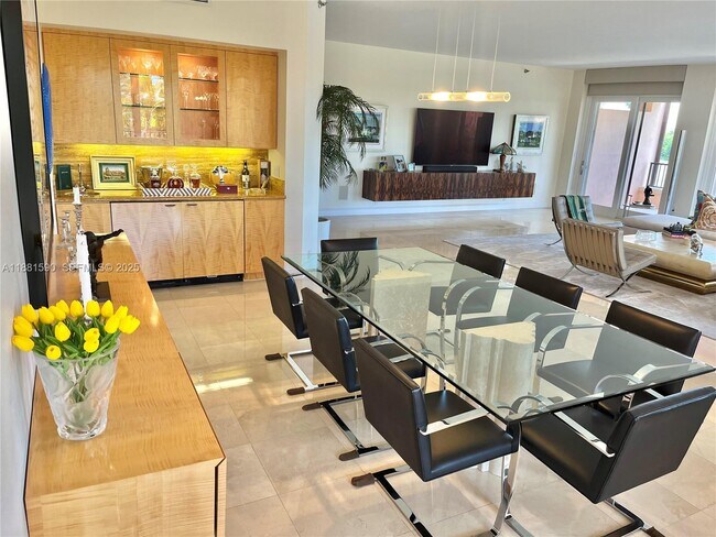 Building Photo - 13645 Deering Bay Dr