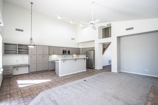 Building Photo - 4BR Total Remodel