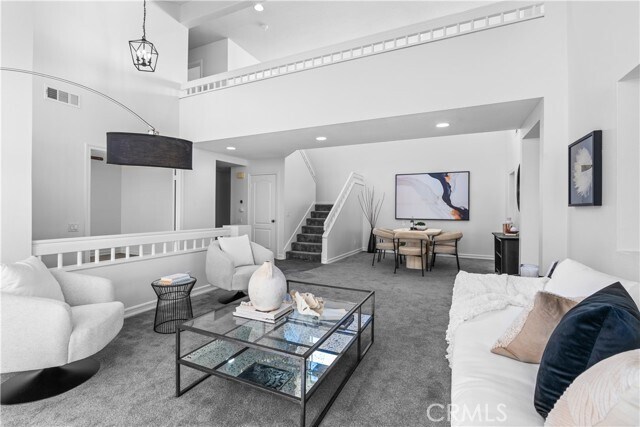 Building Photo - 58 Via Candelaria