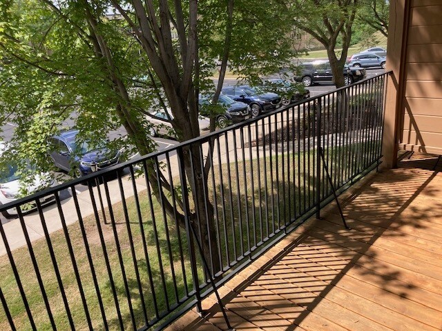 Building Photo - 1887 Silver Bell Rd