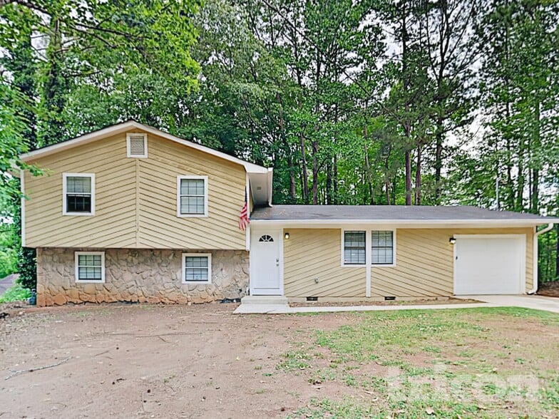 Building Photo - 3060 Orbit Cir