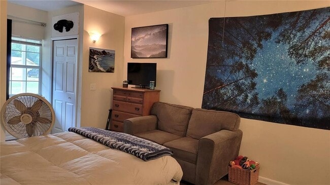 Building Photo - 1283 Cecil Ave