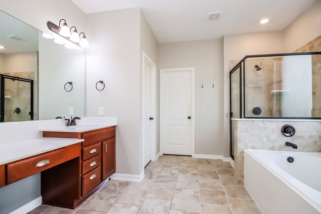Building Photo - 25515 Kensington Lk Dr