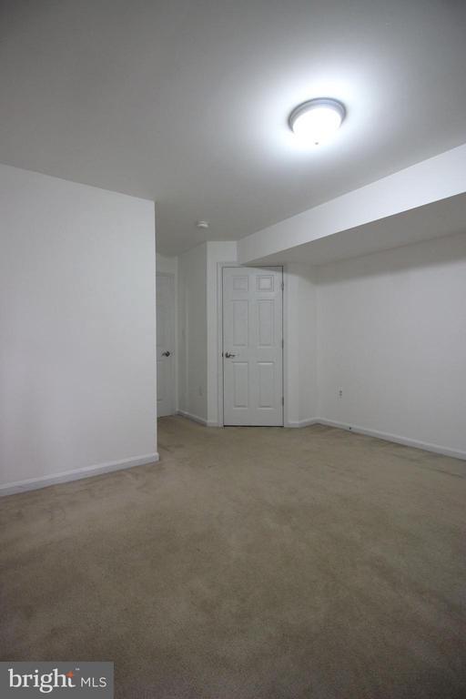 Building Photo - 9577 5th Pl