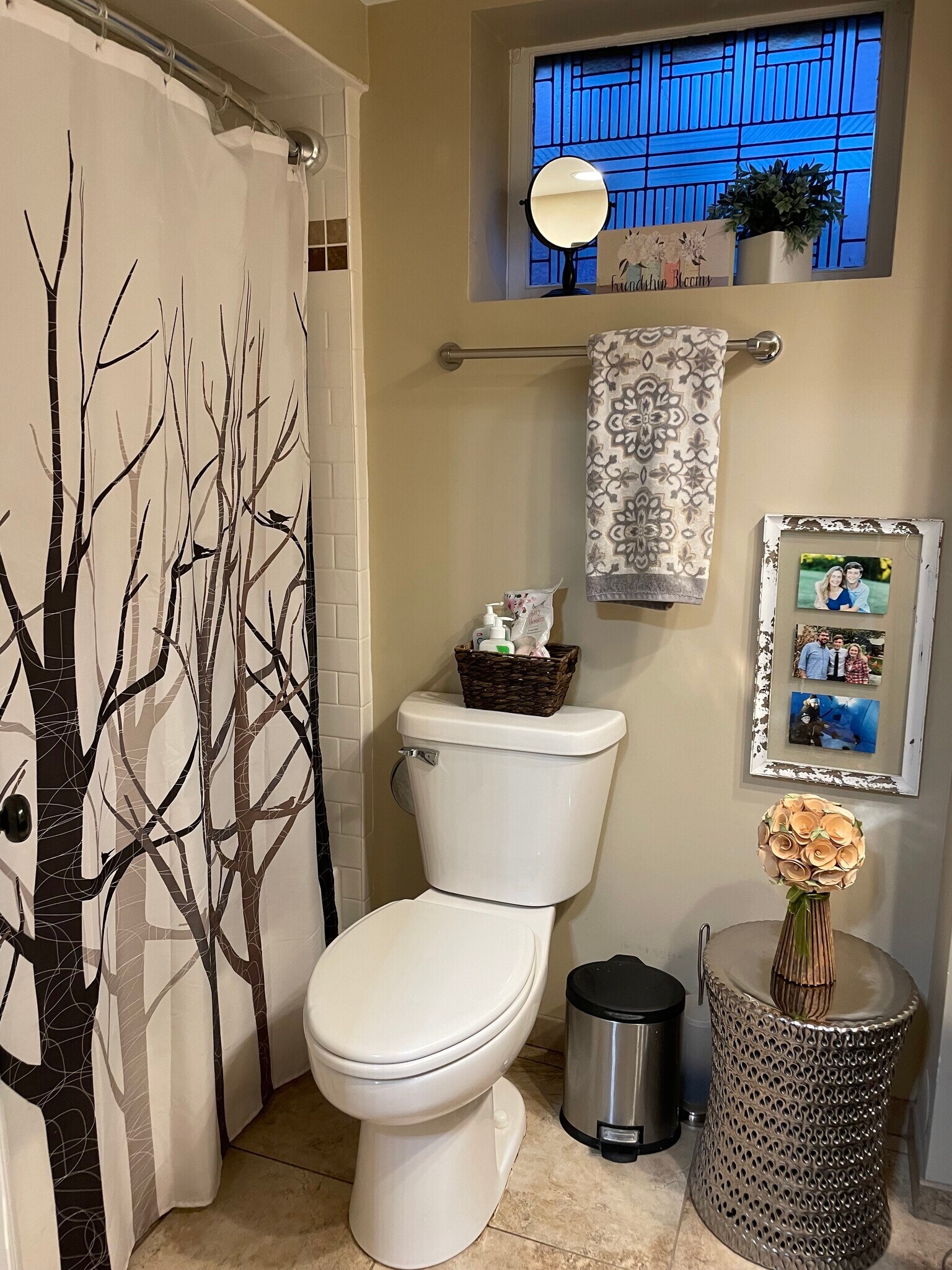 Downstairs bathroom - 10909 Russell Ave S