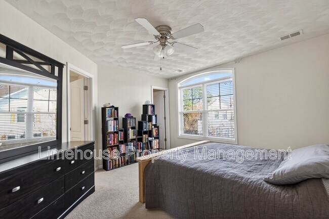 Building Photo - 5504 Taylors Walke Ln