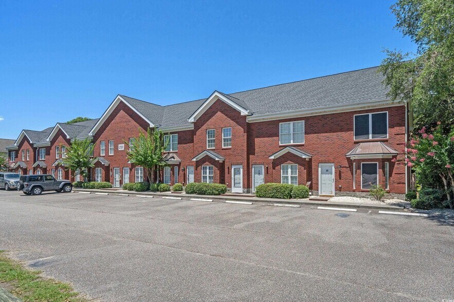 Building Photo - 2101 Firebird Ln